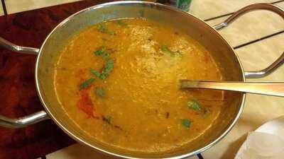 รอยัล อินเดียน ฮัท