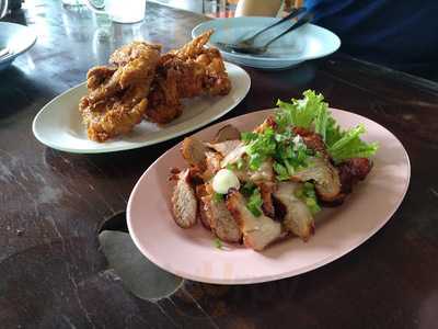 ร้านอาหาร ส้มตำป้ามล