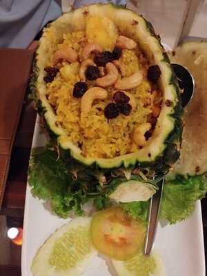 ห้องอาหารเพลิน