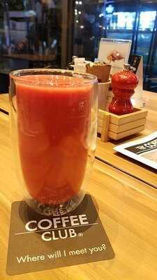 The Coffee Club - Holiday Inn Express Sukhumvit Soi 11