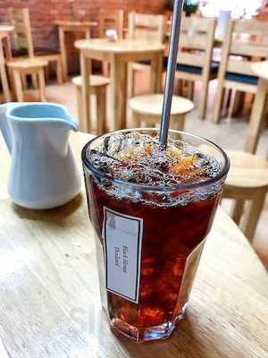 Size S Coffee & Bakery