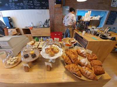 Size S Coffee & Bakery