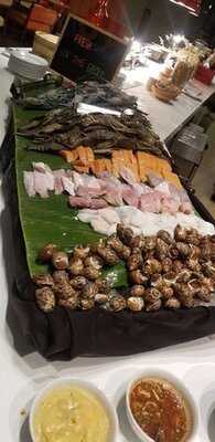 Crave Wine Bar & Restaurant @aloft Bangkok