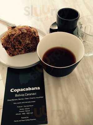 แฮนด์ แอนด์ ฮาร์ท