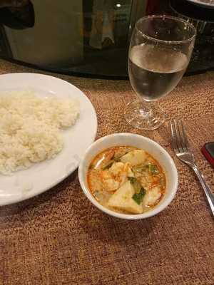 ร้านอาหาร โซเฟีย