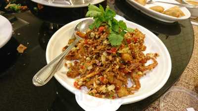 ร้านอาหาร โซเฟีย