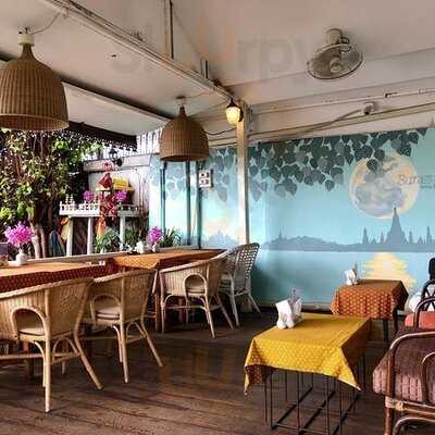 Buranee Bar & Bistro