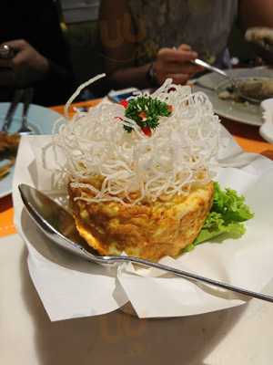 ลูกไก่ทอง