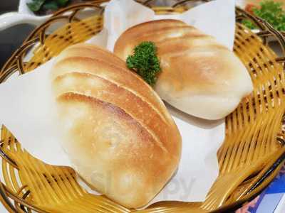 ลูกไก่ทอง