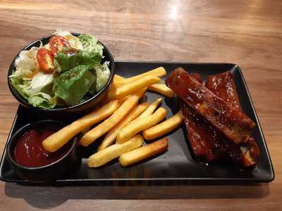 The Pizza Company - Beach Road Phuket