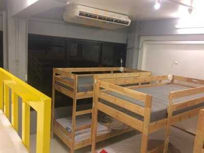 บรันช์ เมคเกอร์ คาเฟ่