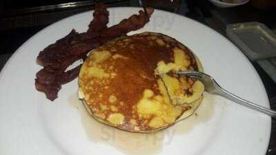 เดอะเทเวิร์น