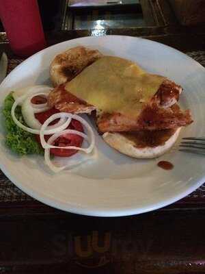 เดอะเทเวิร์น