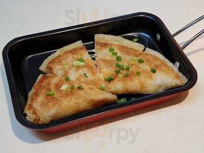 ร้านมากินกัน