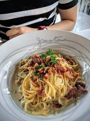 Greyhound Cafe (iconsiam)
