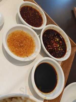 Ruenton Coffeeshop At The Montien Hotel