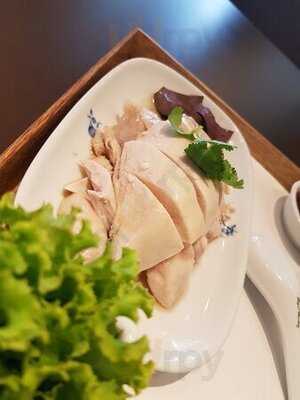 Ruenton Coffeeshop At The Montien Hotel