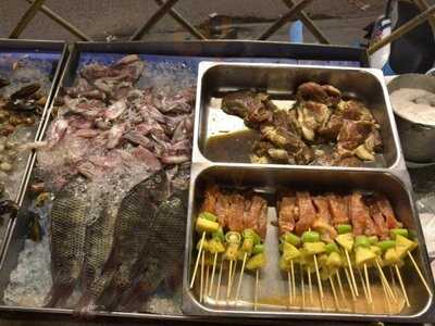 เสฉวน หมูกระทะ บุฟเฟ่ต์