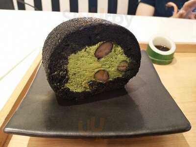 เกียวโรลเอ็น สาขา เซ็นทรัลเวิลด์