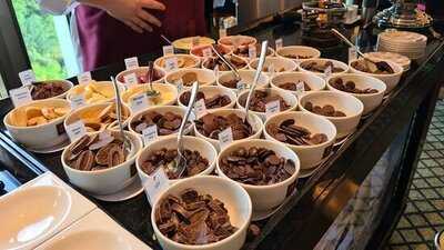 Lobby Salon - The Sukhothai Bangkok