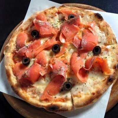 เดอะ ฟลายอิ้ง ริบส์