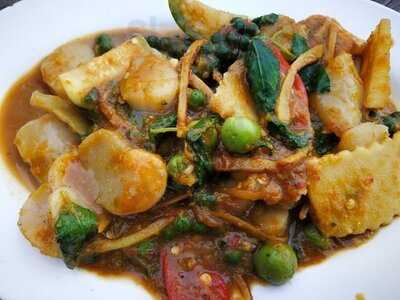 ร้านอาหารหาดแสนสำราญ