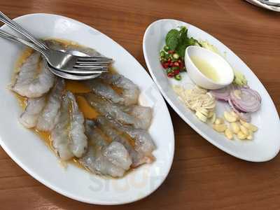 แหลมเจริญซีฟู้ด