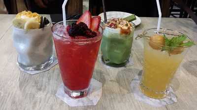 Stone And Star Restaurant