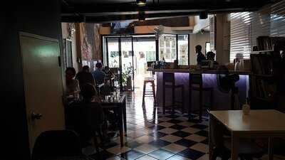 Flowrun Eatery And Bar