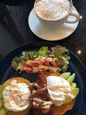 Flowrun Eatery And Bar