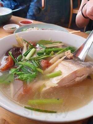 ร้านอาหารไทยนิยม