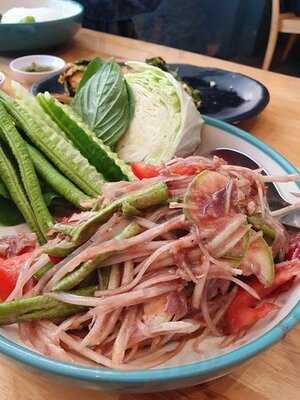 ร้านอาหารไทยนิยม