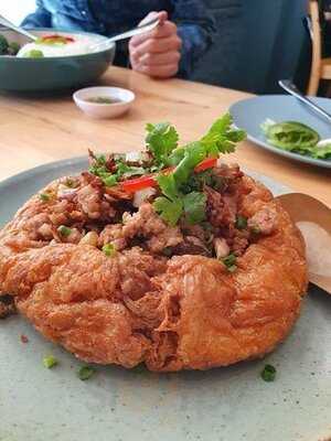 ร้านอาหารไทยนิยม