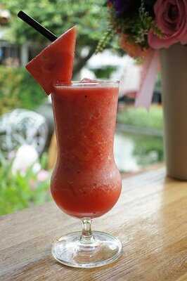 Princess Cafe Sukhumvit 81