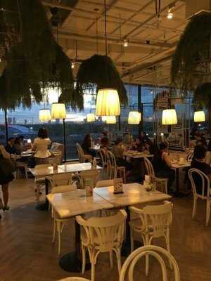 Kelly By Audrey @central Plaza Ladprao