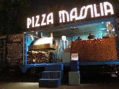 Pizza Massilia - Sala Daeng Pizzeria