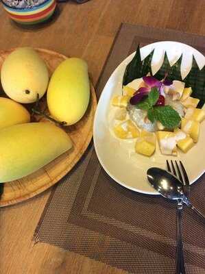 Markland Cafe' & Restaurant