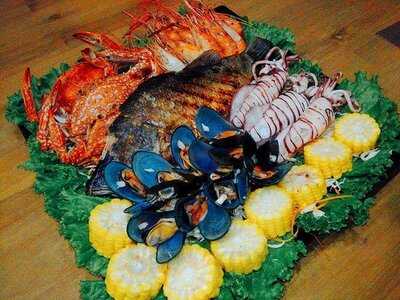 Markland Cafe' & Restaurant