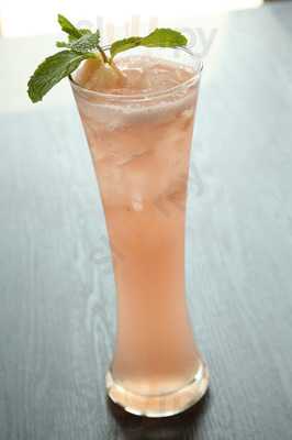 Praya Dining At Praya Palazzo