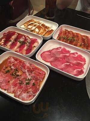 ร้านอาหารญี่ปุ่น กิวมะบาร์บีคิวบุฟเฟ่ต์ (ชิน ชินสุเวท)