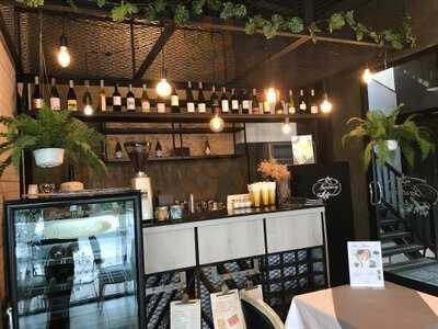 ร้านอาหาร บาร์เบอร์รี่