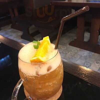 Inn Train Cafe & Restaurant