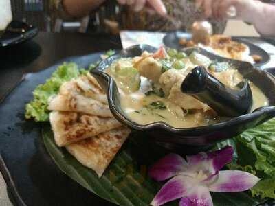 ร้านอาหารญี่ปุ่น ซูโม่