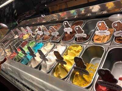 แฮปปี้ฟิชบาร์แอนด์บิสโทร