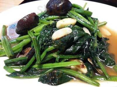 ฮั่วเซ่งฮง - มาบุญครอง