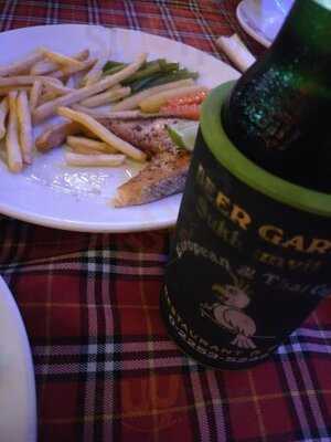 ร้านอาหาร ว เบียร์การ์เด้น