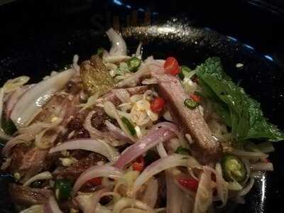 ต้นมะกอก - บ้านวังหลัง ริเวอร์ไซด์