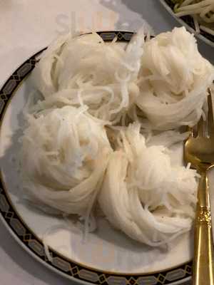 ภัตตาคาร เมธาวลัยศรแดง