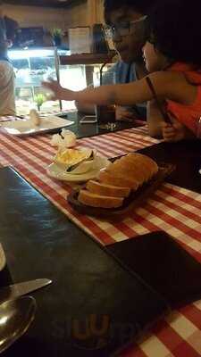 อวานติ อิตาเลี่ยน เรสเตอรองค์