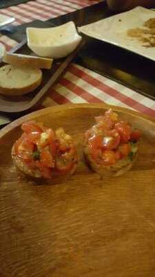 อวานติ อิตาเลี่ยน เรสเตอรองค์